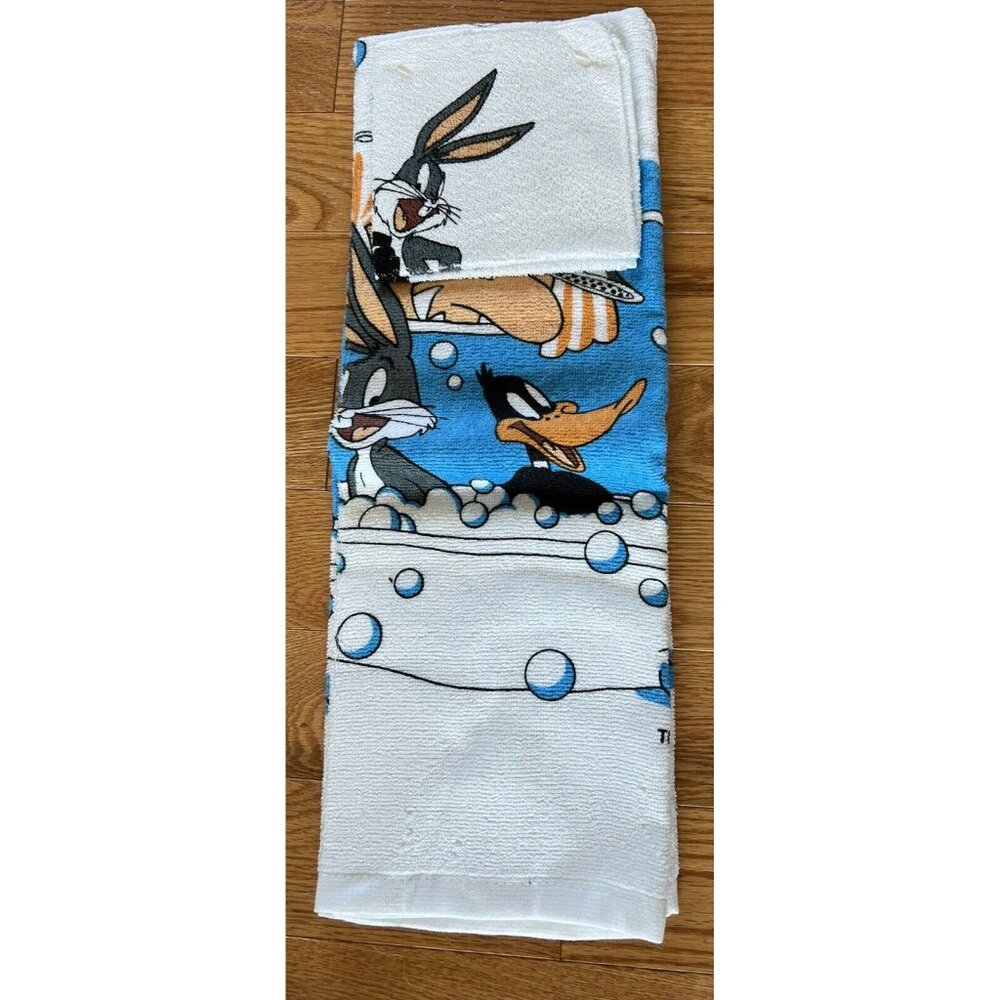 Rare 1998 Bugs Bunny Towel & Wash Cloth Warner Bros.